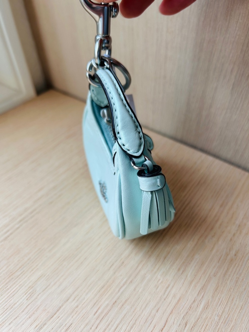 NWT🍏Coach Mini Carmen Bag Charm Shiny Green CBL92 Key Ring Accessories Gift Cute - Picture 5 of 5